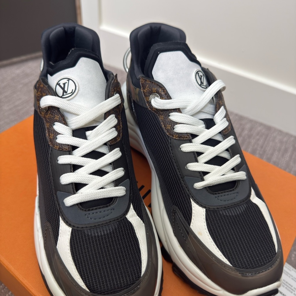 Louis Vuitton Monogram Black and White Sneakers - Picture 6 of 8